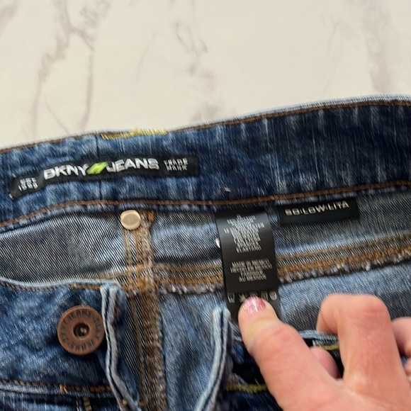 DKNY Jeans so-low-lita - Picture 5 of 9